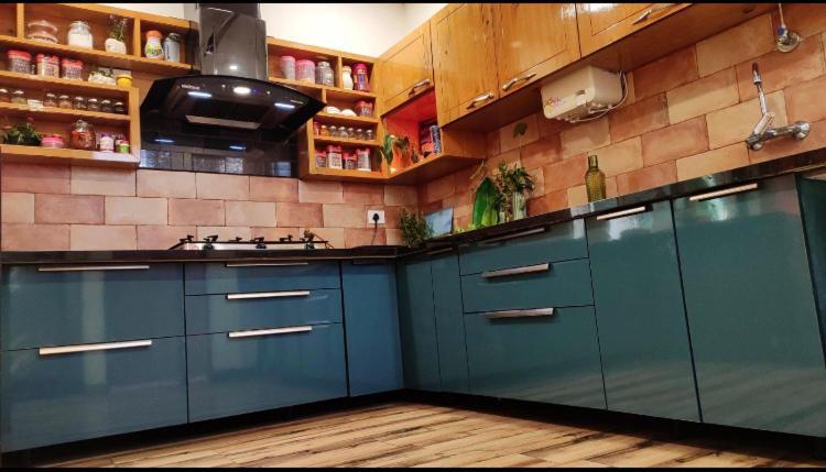 Entire Craftsman House With 2 Bedrooms Kitchen And More Raipur  Ngoại thất bức ảnh