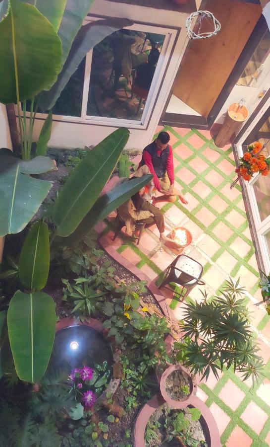 Entire Craftsman House With 2 Bedrooms Kitchen And More Raipur  Ngoại thất bức ảnh